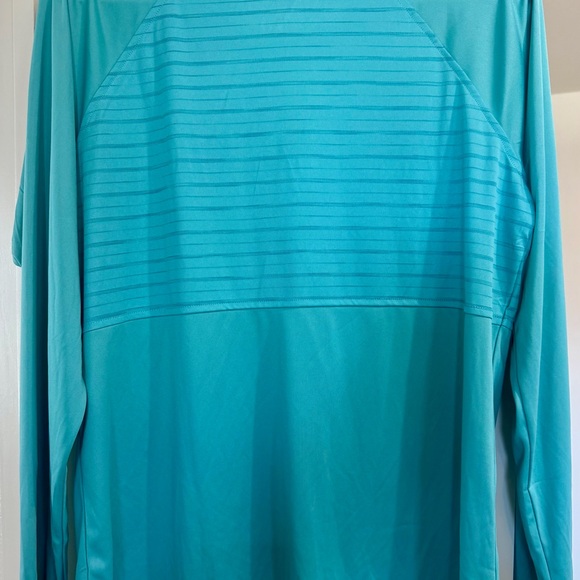 TWO (2) Womens Rash Guards - Picture 2 of 7